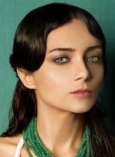 Damla Sönmez