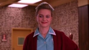 Twin Peaks – İkiz Tepeler 2. Sezon 18. Bölüm